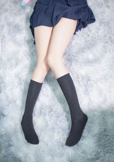 黑色丝袜呻吟国产精品_HD完整版观看