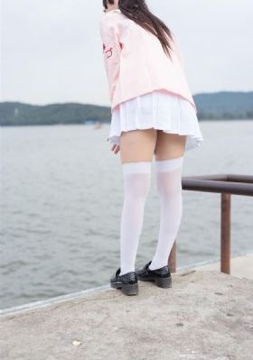 国产精品嫩草研究院_完整版高清下载