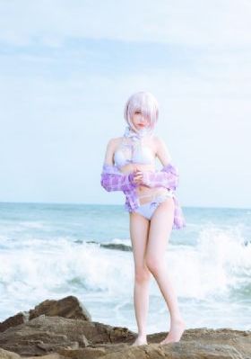 免费看美女的屁股无遮挡_电影无删减版